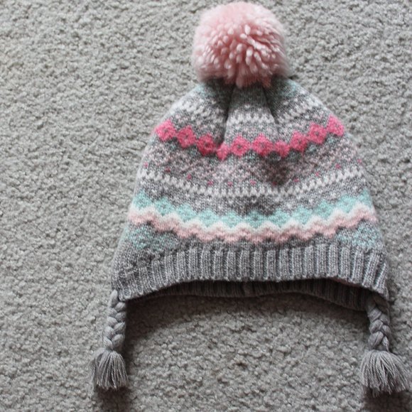 Carter's Girls Sz 12-24 M Winter Hat Gray Pom-pom - Picture 4 of 11